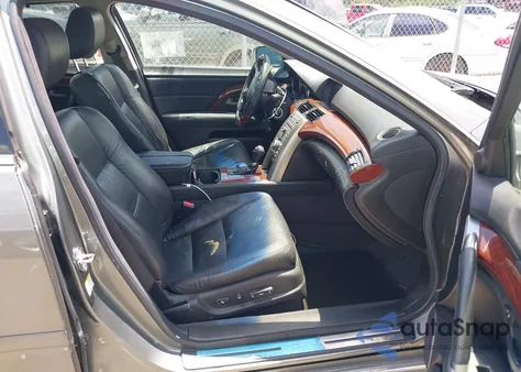 2010 Acura Rl 3.7 из США, поврежденный, VIN JH4KB2F67AC001378